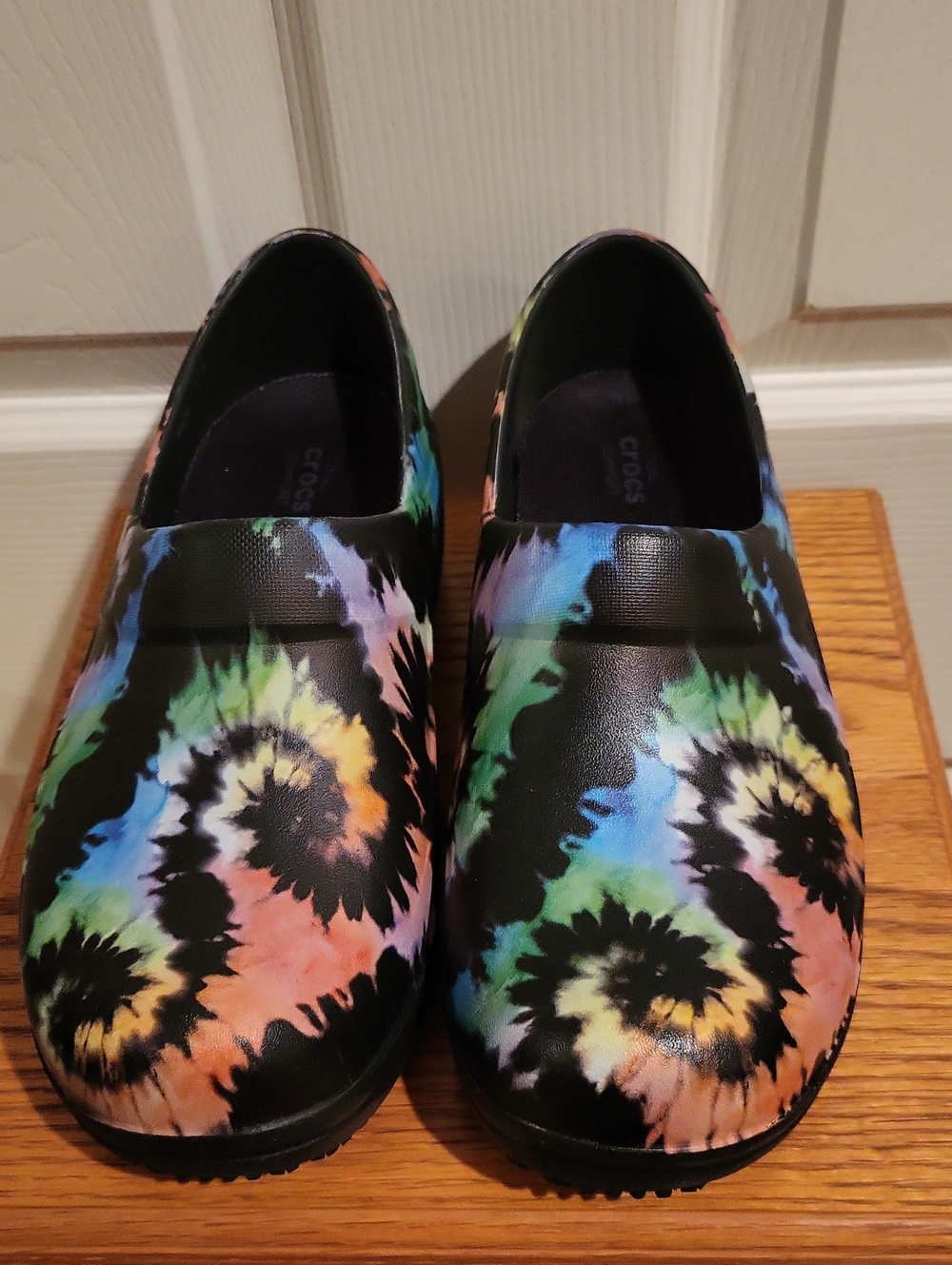 Crocs Neria Pro II Graphic Cloga Tie Dye Black Slip Resistant Shoes Size 8